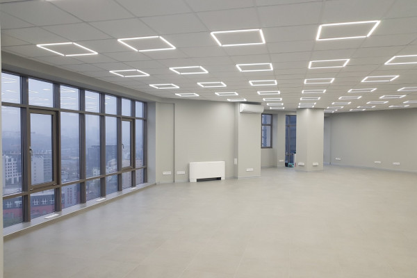 Продажа офиса 187 кв.м. в центре Киева, ул. Большая Васильковская, 72, метро Олимпийская